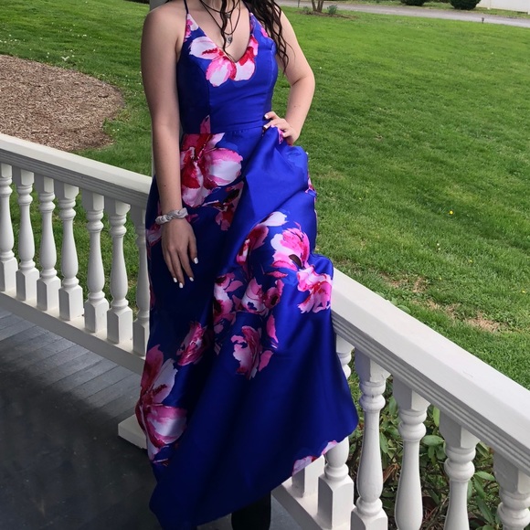 Prom Dress!!!! - Picture 4 of 4